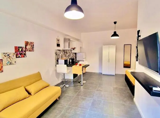 Friendlyhouse Lägenhet *